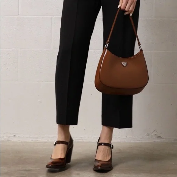 PRADA Marie-Jane brown leather pumps - Picture 7 of 16